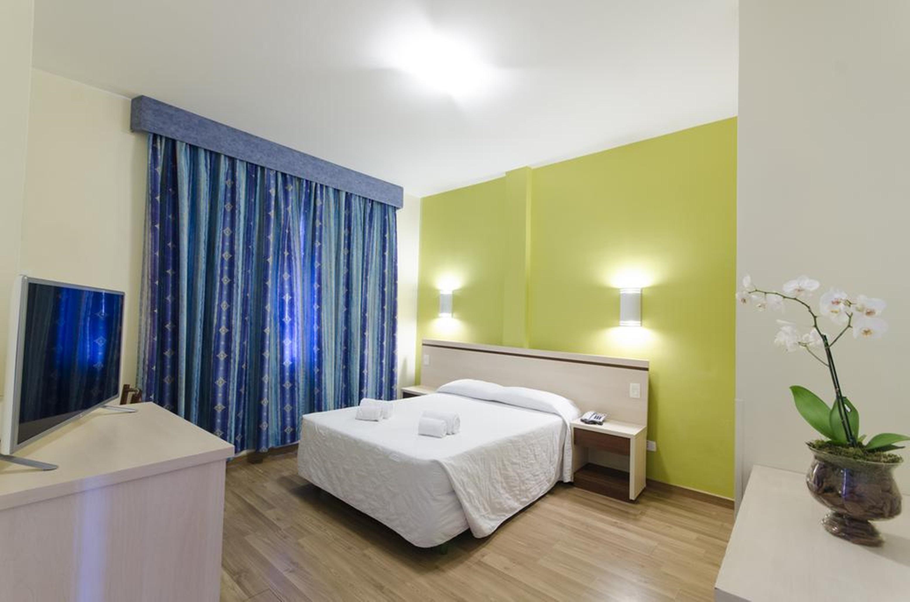 Pires Hotel