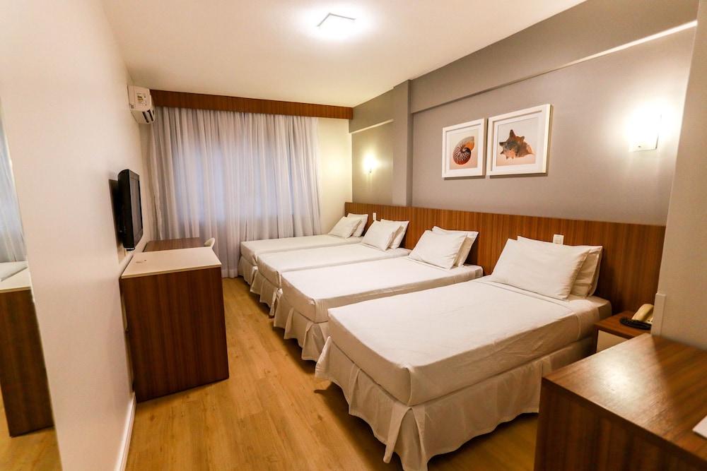 Hotel Pires